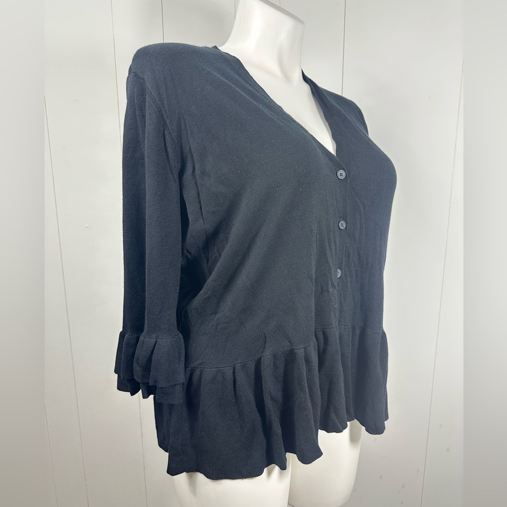 NWT Lane Bryant Black 3/4 Ruffle Sleeve Knit Cardigan Sweater Size 18/20 - Picture 3 of 9